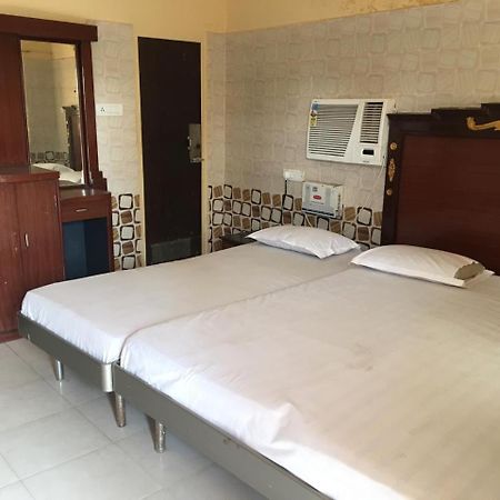 Hotel Maa Kamakhya Puri Kültér fotó