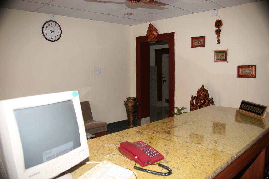 Hotel Maa Kamakhya Puri Kültér fotó