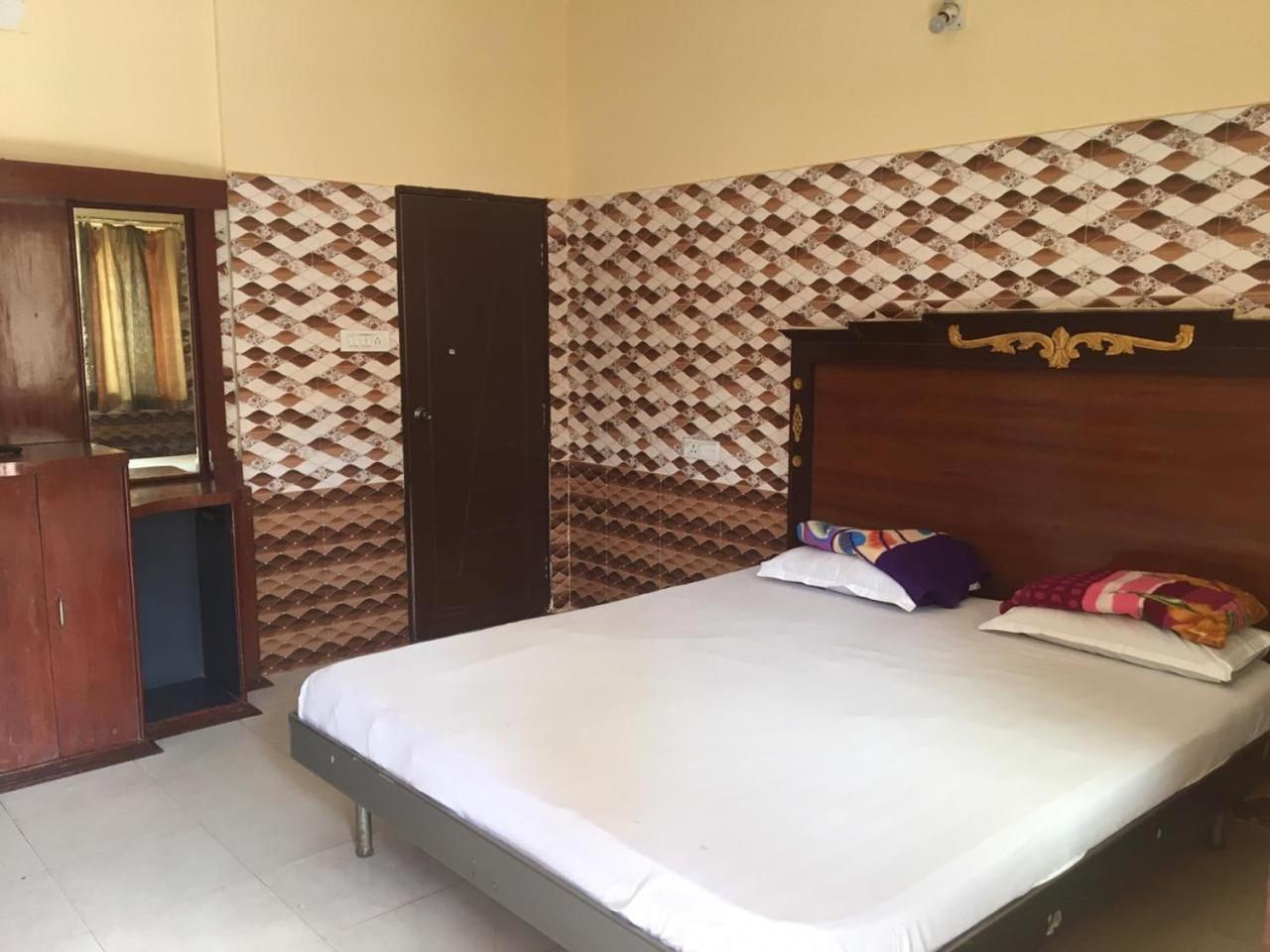 Hotel Maa Kamakhya Puri Kültér fotó